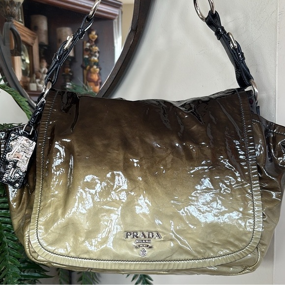 Prada Vernice Sfumato Flap Bag Spazzolato Ombre Shoulder Purse Patent Leather - Picture 2 of 16